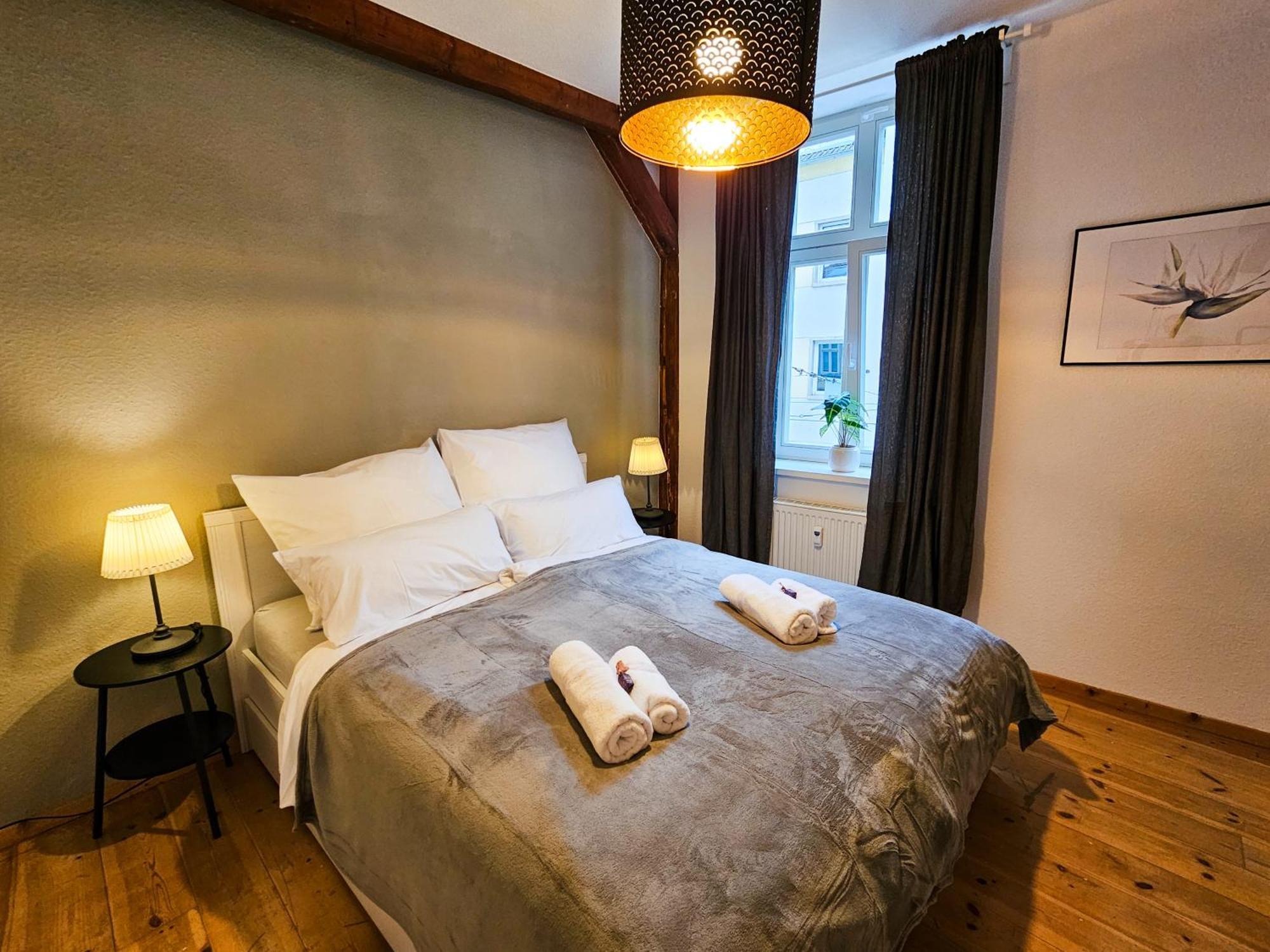 Micasa Rooms - Altstadt Zentral - Zwischen Anger Und Kraemerbruecke - Wlan - Familienfreundlich 埃尔福特 外观 照片