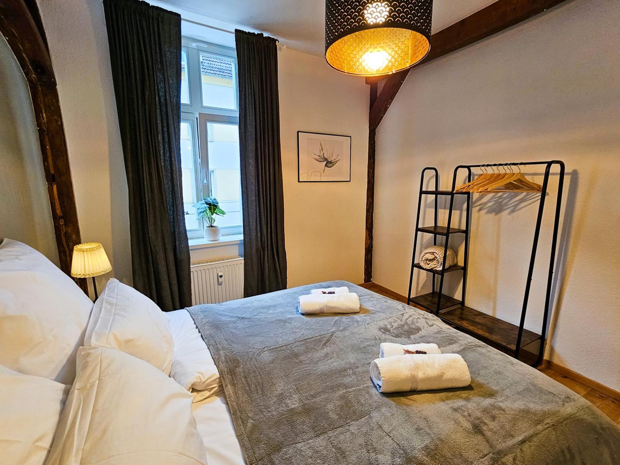 Micasa Rooms - Altstadt Zentral - Zwischen Anger Und Kraemerbruecke - Wlan - Familienfreundlich 埃尔福特 外观 照片